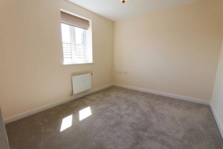 4 bedroom Detached house to let in Macaulay Road, Bishops Itchington, CV47