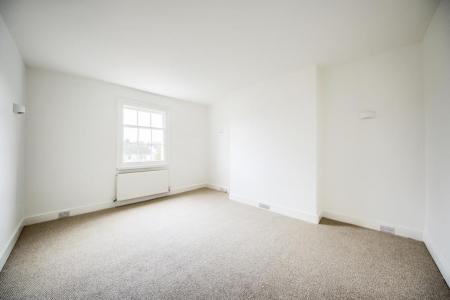 1 bedroom Flat to let in Leam Terrace, Leamington Spa, CV31