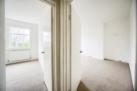1 bedroom Flat to let in Leam Terrace, Leamington Spa, CV31