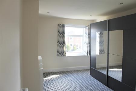 1 bedroom Flat to let in St Marys Road, Leamington Spa, CV31