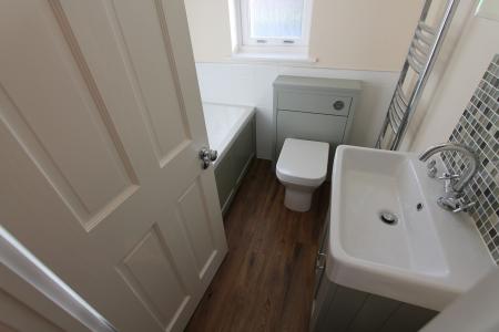 2 bedroom Terraced House to let in Edward Street, Leamington Spa, CV32