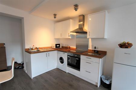 1 bedroom Flat to let in Cape Road, Warwick, CV34