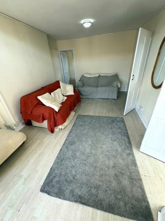 1 bedroom Flat to let in Portland Street, Leamington Spa, CV32