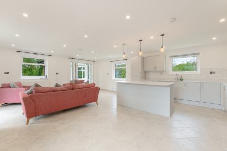 2 bedroom Detached bungalow to let in Burnthurst Lane, Princethorpe, CV23