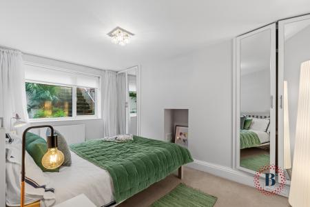 1 bedroom Flat to let in Willes Road, Leamington Spa, CV32