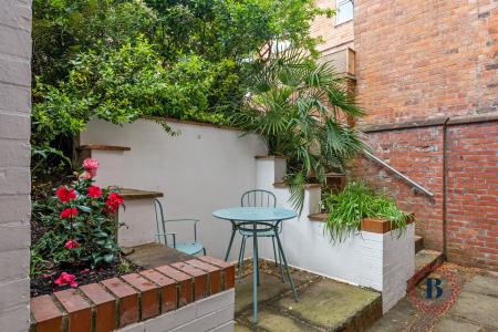 1 bedroom Flat to let in Willes Road, Leamington Spa, CV32