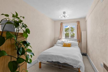 1 bedroom Apartment for sale in Lansdowne Crescent, Willes Road, Leamington Spa