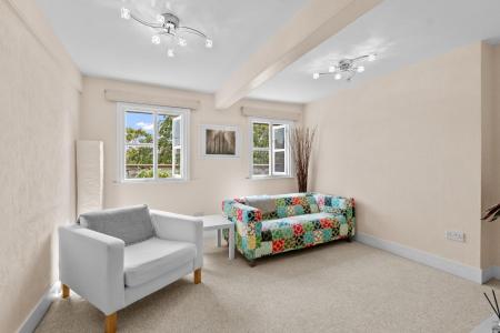 1 bedroom Apartment for sale in Lansdowne Crescent, Willes Road, Leamington Spa
