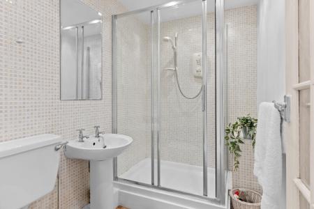 1 bedroom Apartment for sale in Lansdowne Crescent, Willes Road, Leamington Spa