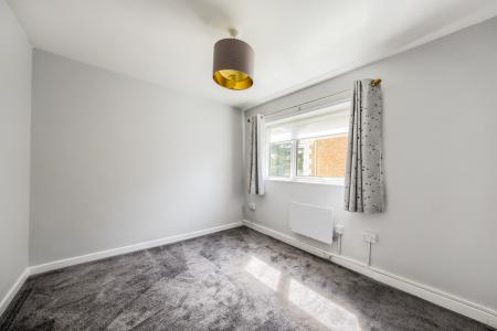 1 bedroom Flat to let in Cleveland Court, Kenilworth Road, Leamington Spa, CV32