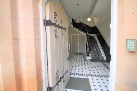 2 bedroom Duplex to let in Sandy Lane, Leamington Spa, CV32