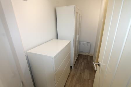 1 bedroom Studio flat to let in William Tarver Close, Warwick, CV34