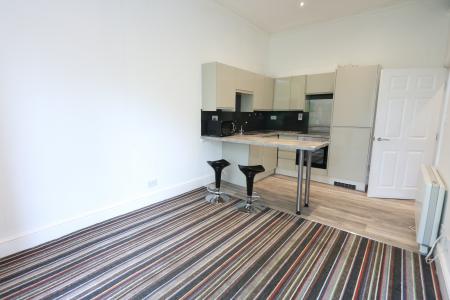 2 bedroom Flat to let in St Marys Road, Leamington Spa, CV31