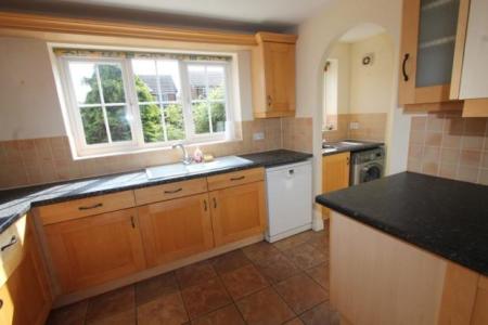 3 bedroom Detached house to let in Wilmhurst Road, Warwick, CV34
