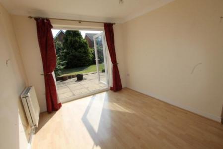 3 bedroom Detached house to let in Wilmhurst Road, Warwick, CV34