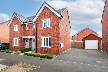 3 bedroom Semi-detached house for sale in Balsam Lane, Warwick