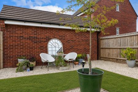 3 bedroom Semi-detached house for sale in Balsam Lane, Warwick