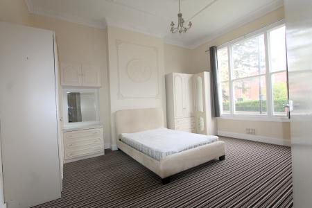 1 bedroom Flat to let in Avenue Road, Leamington Spa, CV31