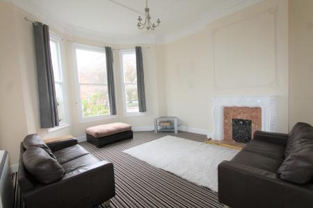 1 bedroom Flat to let in Avenue Road, Leamington Spa, CV31