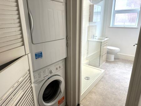 1 bedroom Flat to let in St Marys Road, Leamington Spa, CV31