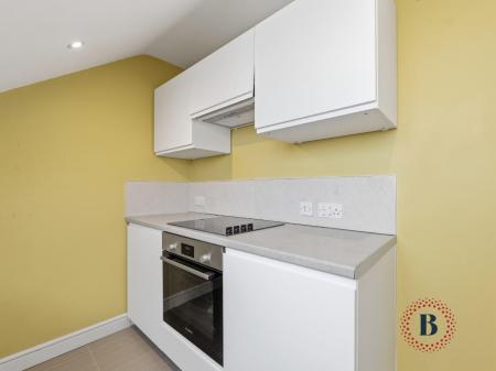 1 bedroom Apartment for sale in Willes Road, Leamington Spa