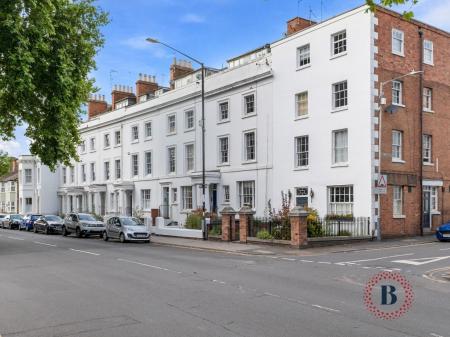 1 bedroom Apartment for sale in Willes Road, Leamington Spa
