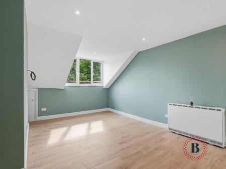 1 bedroom Apartment for sale in Willes Road, Leamington Spa
