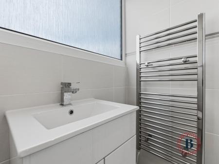 1 bedroom Apartment for sale in Willes Road, Leamington Spa