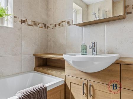 4 bedroom House for sale in Beaufort Avenue, Leamington Spa