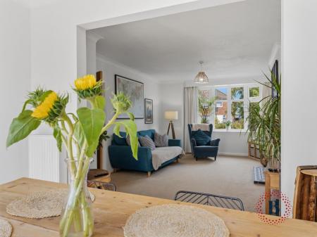 4 bedroom House for sale in Beaufort Avenue, Leamington Spa