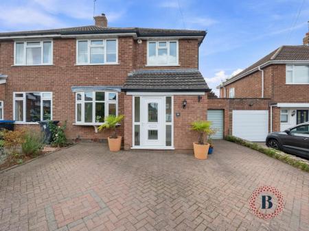 4 bedroom House for sale in Beaufort Avenue, Leamington Spa