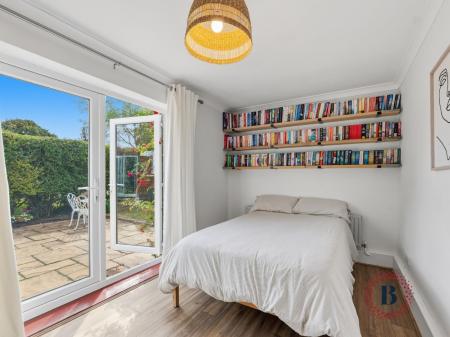4 bedroom House for sale in Beaufort Avenue, Leamington Spa