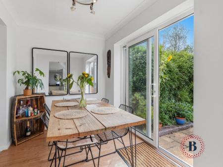 4 bedroom House for sale in Beaufort Avenue, Leamington Spa