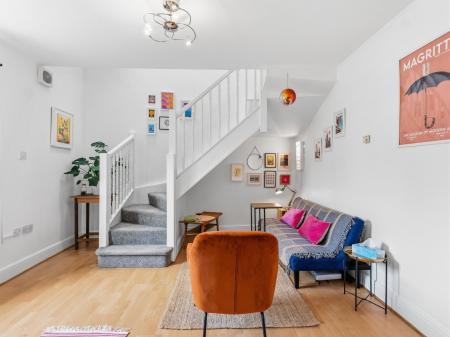1 bedroom Terraced House for sale in Laburnum Cottage, Radford Road, Leamington Spa