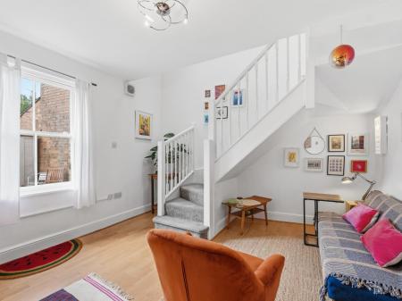 1 bedroom Terraced House for sale in Laburnum Cottage, Radford Road, Leamington Spa