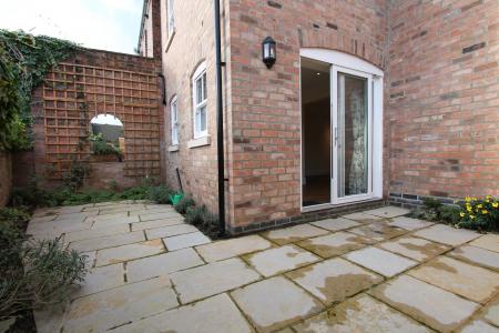 3 bedroom Terraced House to let in Edward Street, Leamington Spa, CV32