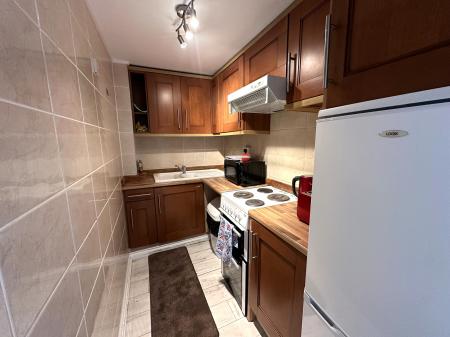 2 bedroom Flat to let in 55 Binswood Avenue, Leamington Spa, CV32