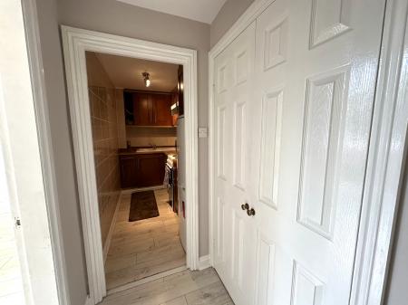 2 bedroom Flat to let in 55 Binswood Avenue, Leamington Spa, CV32