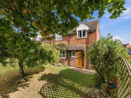 4 bedroom Semi-detached house for sale in Cover Point, Ufton Fields, Ufton, Leamington Spa