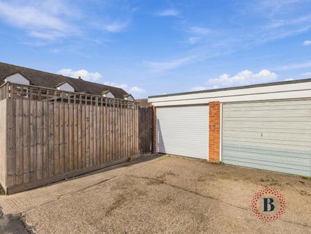 4 bedroom Semi-detached house for sale in Cover Point, Ufton Fields, Ufton, Leamington Spa