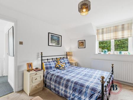4 bedroom Semi-detached house for sale in Cover Point, Ufton Fields, Ufton, Leamington Spa