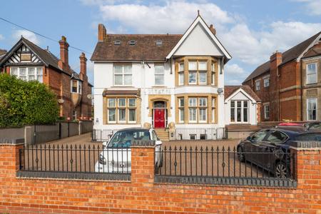 Warwick New Road, Leamington Spa