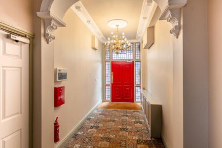 1 bedroom Apartment for sale in Warwick New Road, Leamington Spa