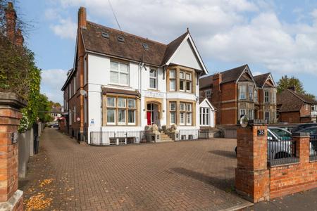 1 bedroom Apartment for sale in Warwick New Road, Leamington Spa