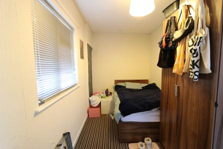 4 bedroom Flat to let in Bath Street, Leamington Spa, CV31