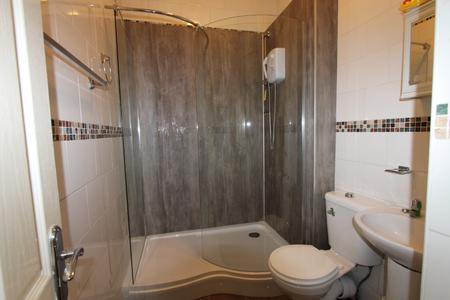 3 bedroom Flat to let in George Street, Leamington Spa, CV31