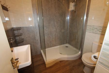 5 bedroom Flat to let in George Street, Leamington Spa, CV31