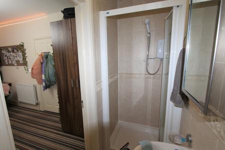 2 bedroom Flat to let in George Street, Leamington Spa, CV31