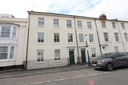 George Street, Leamington Spa, CV31