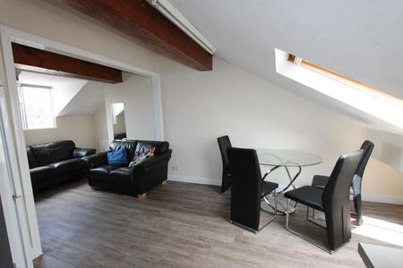 4 bedroom Flat to let in George Street, Leamington Spa, CV31